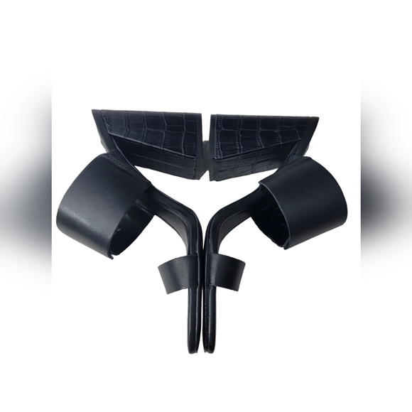 Steve Madden woman's size 7M in excellent condition. Leather upper. - Picture 10 of 16